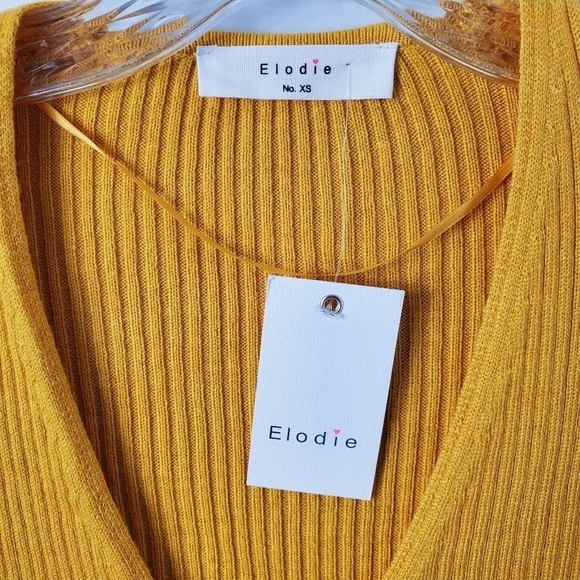 NWT Elodie Faux Wrap V-neck Sweater - Picture 4 of 5